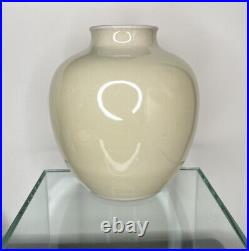 ALAN SPENCER GREEN Sussex Studio Pottery Ginger Jar, Yellow Glazed ALAN SPENCER GREEN Sussex Studio Pottery Ginger Jar, Yellow Glazed