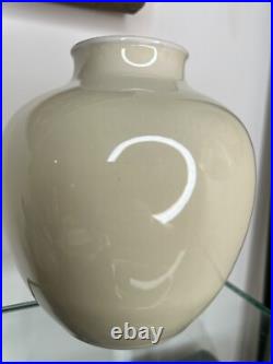 ALAN SPENCER GREEN Sussex Studio Pottery Ginger Jar, Yellow Glazed ALAN SPENCER GREEN Sussex Studio Pottery Ginger Jar, Yellow Glazed