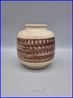 A Vintage Bullers Studio Pottery Handmade Vase 254 Agnete Hoy, Crackle Glaze A Vintage Bullers Studio Pottery Handmade Vase 254 Agnete Hoy, Crackle Glaze