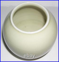 Adam Buick Studio Pottery Attractive Small Moon Jar -Maker Mark VERY COLLECTABLE Adam Buick Studio Pottery Attractive Small Moon Jar -Maker Mark VERY COLLECTABLE