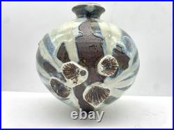 Alex Shimwell Studio Pottery Derbyshire Ceramics Porcelain Vase Shell Design