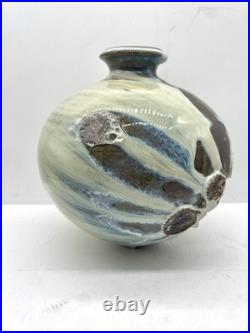 Alex Shimwell Studio Pottery Derbyshire Ceramics Porcelain Vase Shell Design