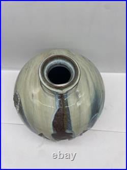 Alex Shimwell Studio Pottery Derbyshire Ceramics Porcelain Vase Shell Design