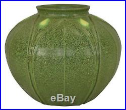 Arts and Clay Company Jemerick Pottery Matte Green Yellow Bud Bulbous Vase