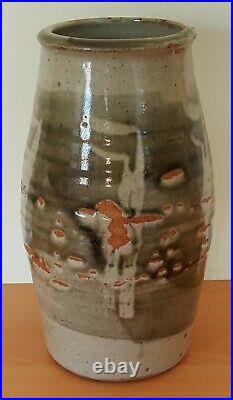 Bernard Leach British studio pottery large beige coloured vase