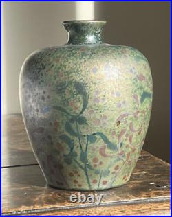 CLEMENT MASSIER Golf Juan stunning iridescent art pottery lustre vase Circa 1900