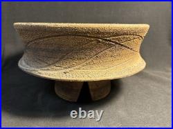 Clive Brooker brutalist bowl 20 cms diameter. Mid to Late century modern. Lovely Clive Brooker brutalist bowl 20 cms diameter. Mid to Late century modern. Lovely