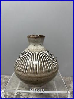 David Leach Pottery bud vase Tin Glaze #185