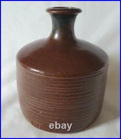 David Leach tenmoku vase with incised decoration and artist seal mark to side