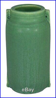 Door Pottery Matte Green Glaze Two Buttress Vase