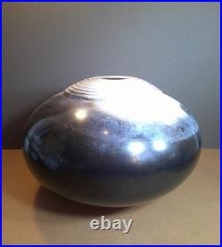 Duncan Ayscough Globular Studio Pottery Burnished Vase Duncan Ayscough Globular Studio Pottery Burnished Vase