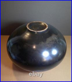 Duncan Ayscough Globular Studio Pottery Burnished Vase Duncan Ayscough Globular Studio Pottery Burnished Vase