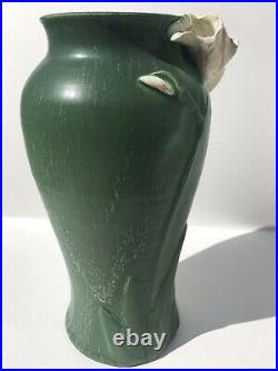 Ephraim Faience Pottery #112 White Iris Vase. Retired 2004. Mint Condition