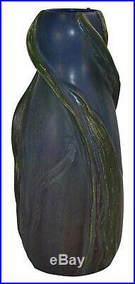 Ephraim Faience Pottery 2006 Experimental Oceans Depth Fish Vase