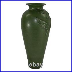 Ephraim Faience Pottery 2006 Flying Cranes Ceramic Show Piece Vase 652
