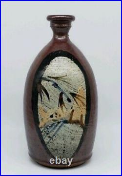 Exceptional Japanese Mashiko Style Mingei Pottery Sake Bottle Vase Studio Potte