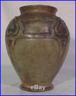 FW Deck Aesthetic Art Pottery Vase Grueby Style 172