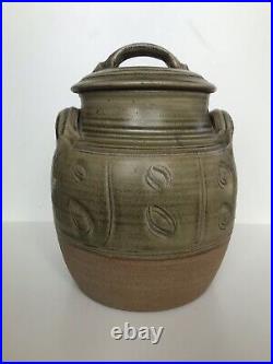 Fantastic Large Winchcombe Studio Pottery Storage Jar By Ray Finch