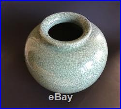 GORGEOUS Vintage CELADON Green TOYO POTTERY Vase JAPAN Modernist MCM ClassicForm