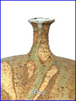 Gerry Williams New Hampshire Vintage Studio Art Pottery Thin Neck Abstract Vase