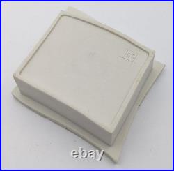 Gordon Cooke Studio Pottery Porcelain Box & Cover 20th Century