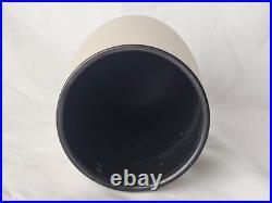 Gorgeous Louise Darby studio pottery porcelain sculptural design vase