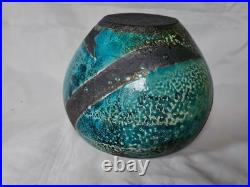 Gorgeous Usch Spettigue studio pottery raku vase bowl form
