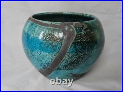 Gorgeous Usch Spettigue studio pottery raku vase bowl form