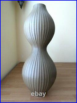 JONATHAN ADLER Studio Pottery Tamarind Relief Vase Floor Mantle 18in Excellent