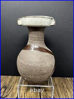 Janet Leach lugged stoneware vase for Leach pottery