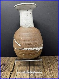 Janet Leach stoneware vase for Leach pottery