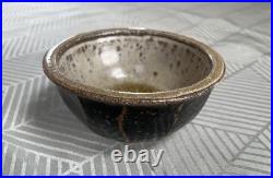 Jim Malone Stoneware Cut Sided Footed Bowl 13 CM Dia With Gold Metallic Jim Malone Stoneware Cut Sided Footed Bowl 13 CM Dia With Gold Metallic