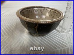 Jim Malone Stoneware Cut Sided Footed Bowl 13 CM Dia With Gold Metallic Jim Malone Stoneware Cut Sided Footed Bowl 13 CM Dia With Gold Metallic