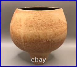 John Struthers Studio Pottery Stoneware Vessel John Struthers Studio Pottery Stoneware Vessel