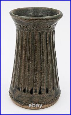 Katherine Pleydell-bouverie Small Studio Pottery Incised Vase 20th Century