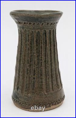 Katherine Pleydell-bouverie Small Studio Pottery Incised Vase 20th Century
