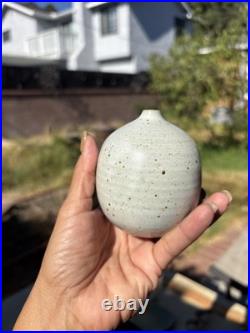 Kathryn Meyers Signed Studio Pottery Weed Pot Bud Vase Speckled Stoneware VT MCM