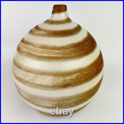 Large Indistinctly Signed Unidentified Studio Pottery Vase Spiral 25cm Chipped Large Indistinctly Signed Unidentified Studio Pottery Vase Spiral 25cm Chipped