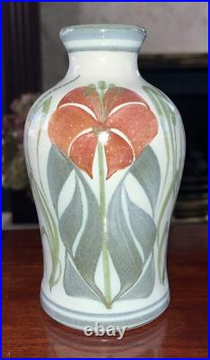 Laurence Mcgowan Studio Pottery Vase Laurence Mcgowan Studio Pottery Vase