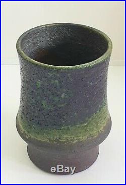 Liisa Hallamaa (1925 2008) Studio Pottery Vase. ARABIA FINLAND