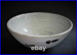 Mark Griffiths studio pottery stoneware footed bowl. 19.5 cm dia