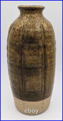 Martin Upton Sandy Hill Studio Pottery Vase 21st Century Martin Upton Sandy Hill Studio Pottery Vase 21st Century