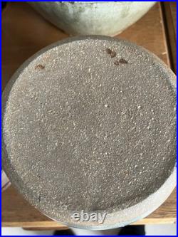 Mike Dodd Studio Pottery Lidded Jar. Stoneware. Grey/Blue Glaze. Perfect, signed