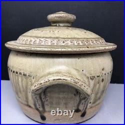 Mike Dodd studio Pottery Incised decor stoneware Lidded Pot with Ash glaze #1793 Mike Dodd studio Pottery Incised decor stoneware Lidded Pot with Ash glaze #1793