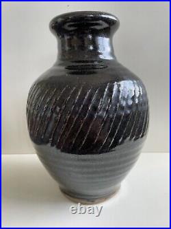 Miroslav (Mirek) Smísek OBE (1925 2013) studio pottery vase ex-Leach Potter Miroslav (Mirek) Smísek OBE (1925 2013) studio pottery vase ex-Leach Potter