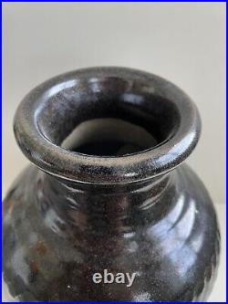 Miroslav (Mirek) Smísek OBE (1925 2013) studio pottery vase ex-Leach Potter