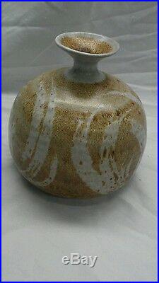 Nice mid century studio Victoria Littlejohn pottery ceramics brown vase