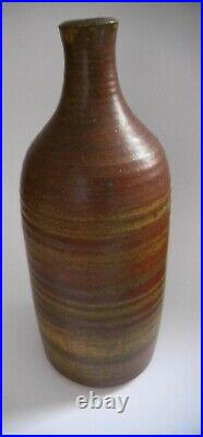 PETER LANE (b. 1932) A studio pottery vase