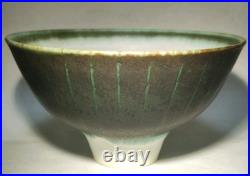 PETER WILLS Studio Bowl / Potter's Signature base 14.6cm Vintage