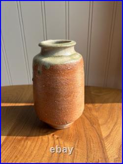 Phil Rogers Wood Fired Studio Pottery Vase, Perfect Condition. Leach Interest Phil Rogers Wood Fired Studio Pottery Vase, Perfect Condition. Leach Interest